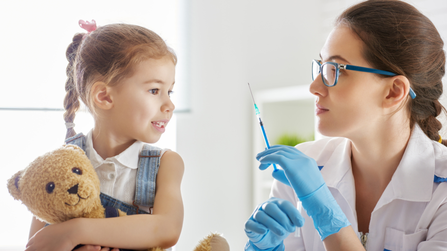 Enligt studier så ger det nya sättet att vaccinera förmodligen ett bättre skydd än spruta, i alla fall på små barn.  Foto: Shutterstock